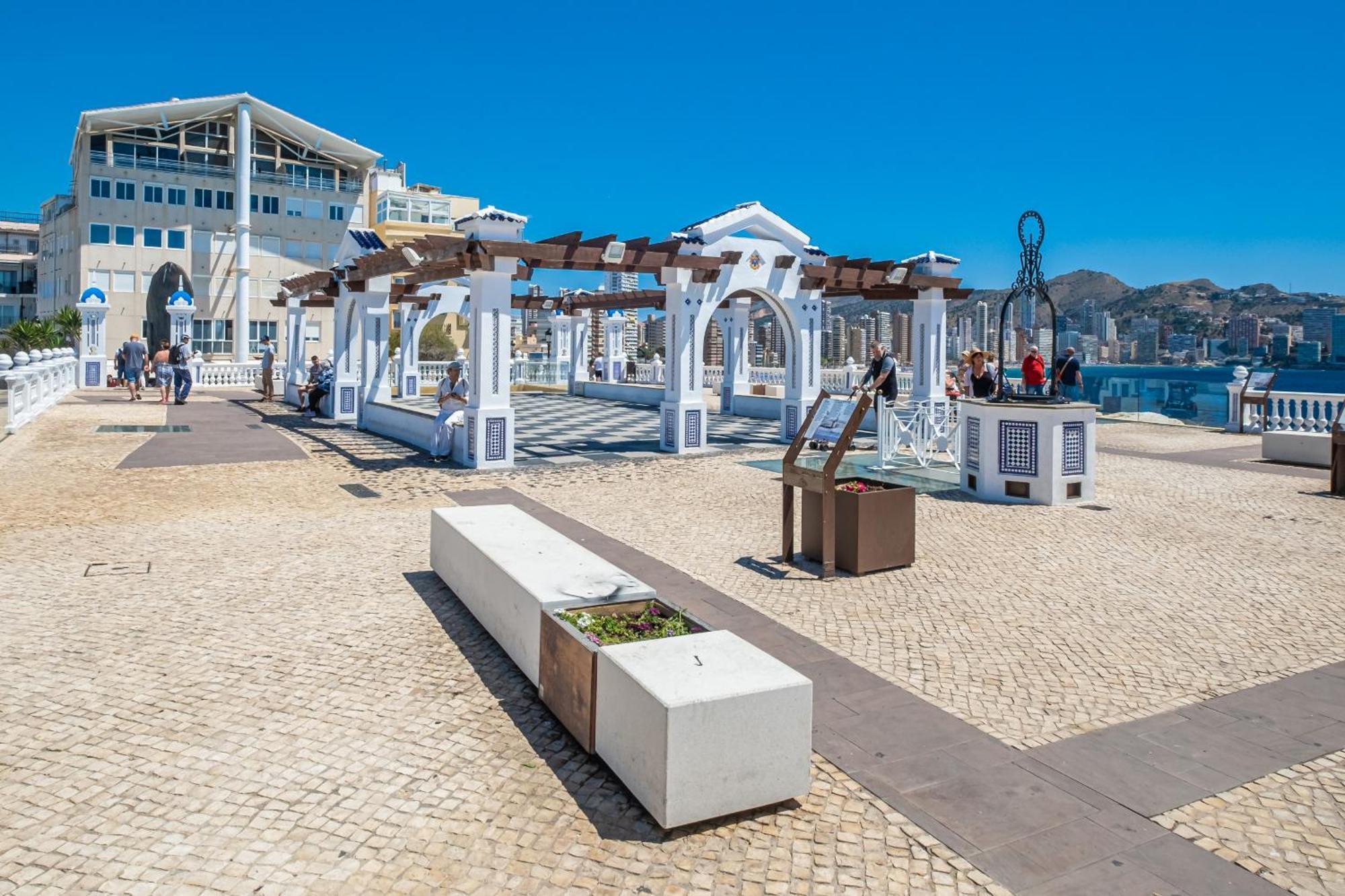 Benipark Apartments Poniente Beach ベニドルム エクステリア 写真