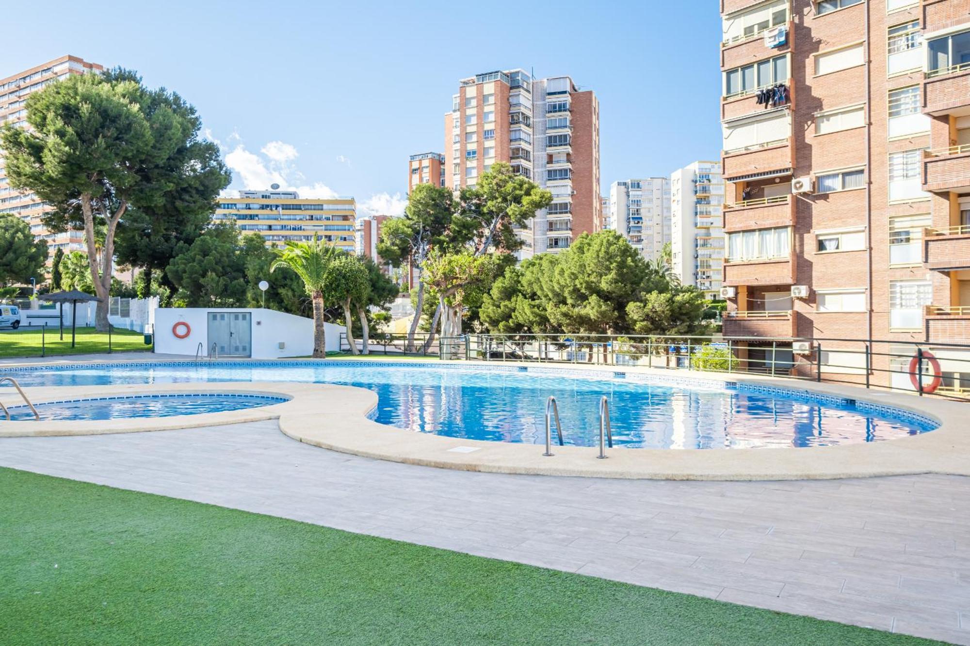 Benipark Apartments Poniente Beach ベニドルム エクステリア 写真